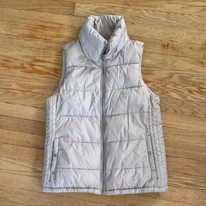 Old Navy Women’s Light Gray Puffer Vest Size Small